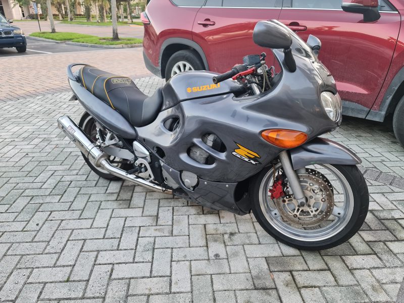 2000 Suzuki GSX-F Motorcycle After Full Paint Job by Gunslinger Refinishing